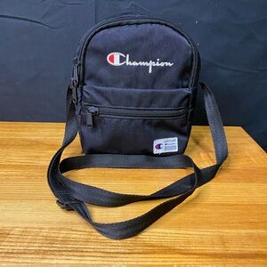 CHAMPION SYNERGY CROSSBODY BAG